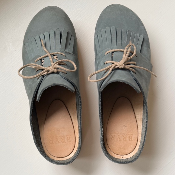 NWOT BRYR Zoe Wooden Platform Clog with Kilt Tassel Tongue in Agave - size 36 - Picture 7 of 11